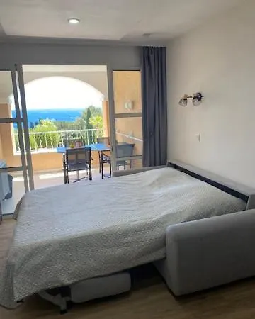 Magnifique Vue Sur La Mediterranee ! Votre Sejour D'exception Vous Attend Saint-Raphaël
